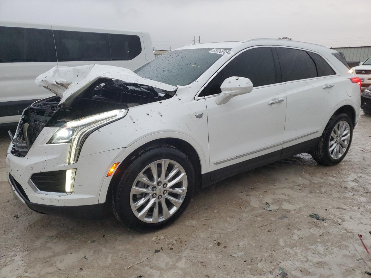 2017 Cadillac Xt5 Platinum VIN: 1GYKNFRS5HZ110996 Lot: 85956984