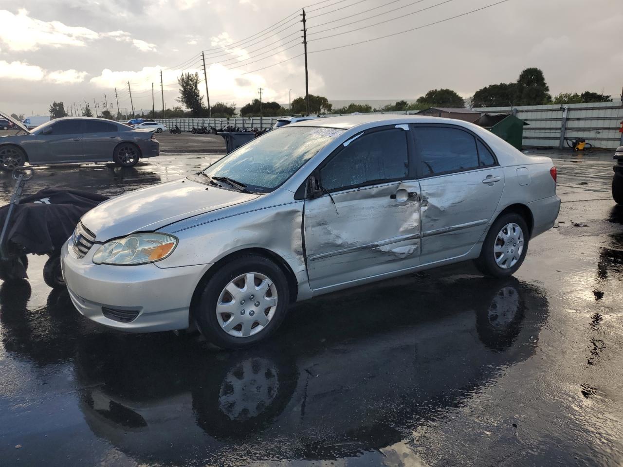 2004 Toyota Corolla Ce VIN: 1NXBR32E64Z311354 Lot: 83941564