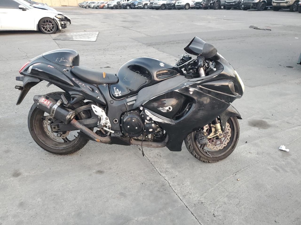 2011 Suzuki Gsx1300 R VIN: JS1GX72A6B2102445 Lot: 85342174