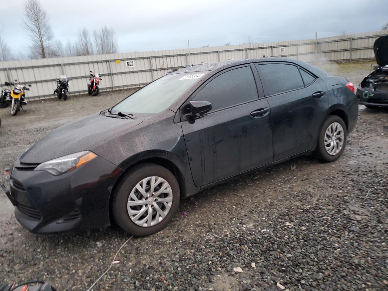 2018 Toyota Corolla L VIN: 2T1BURHE2JC117233 Lot: 86926984