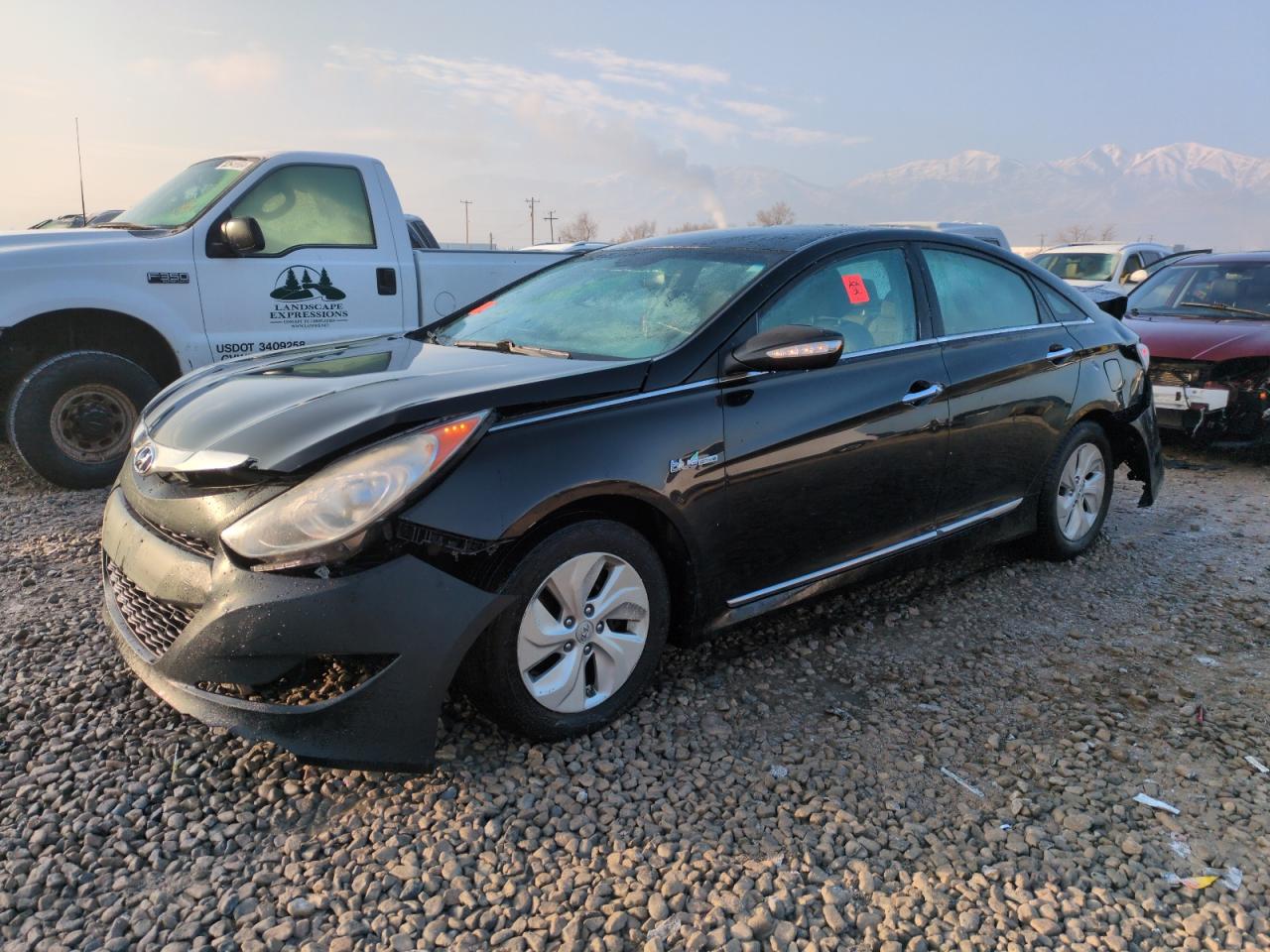 2013 Hyundai Sonata Hybrid VIN: KMHEC4A47DA096646 Lot: 82790294