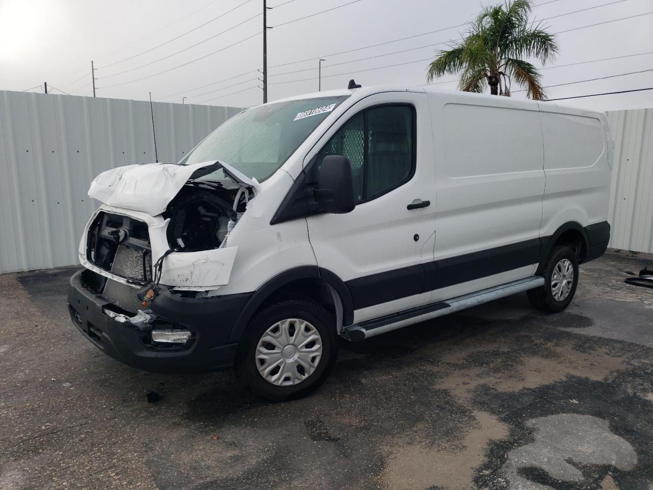 2024 Ford Transit T-250 VIN: 1FTBR1Y86RKA70117 Lot: 86910604