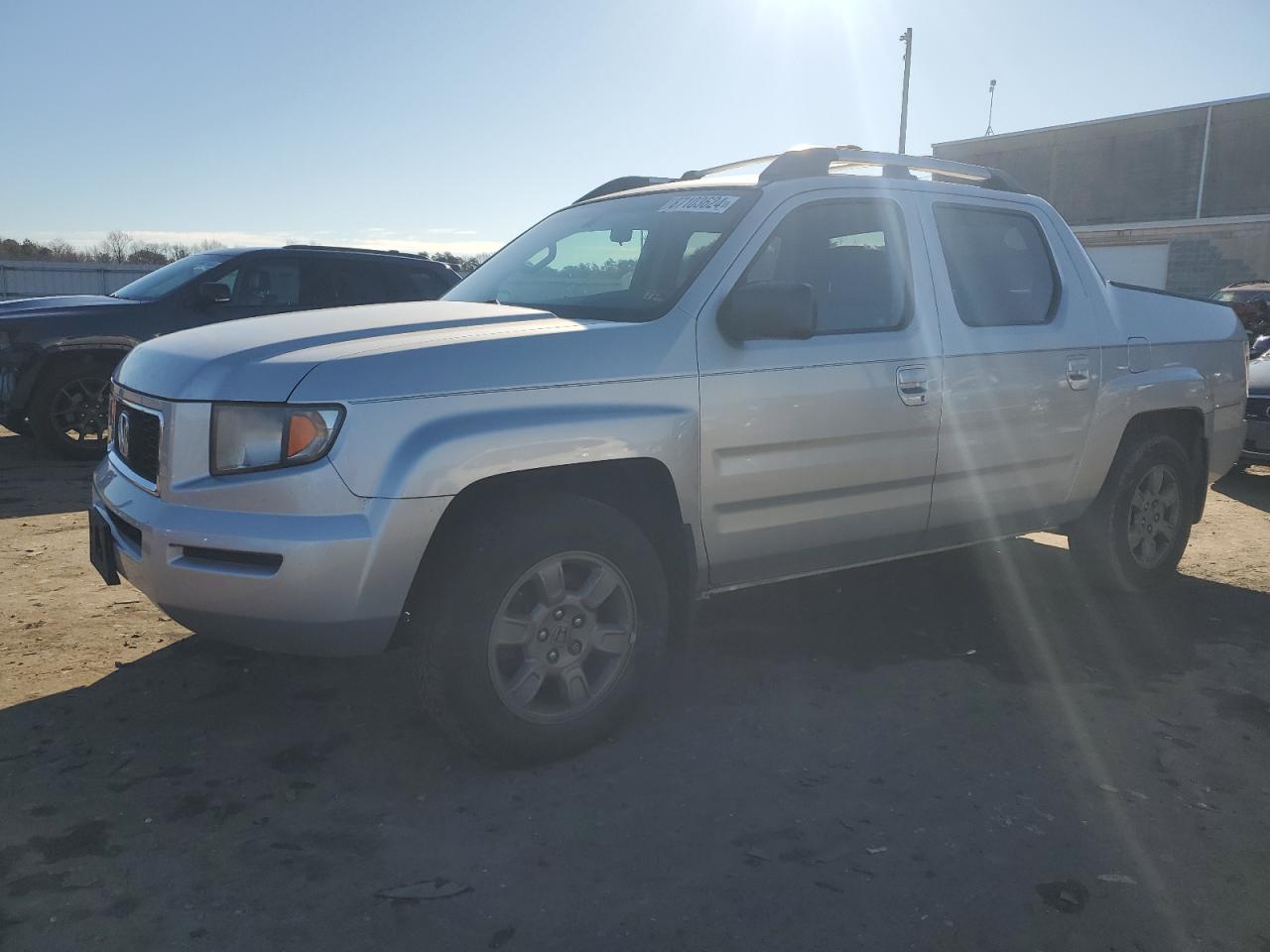 2008 Honda Ridgeline Rtx VIN: 2HJYK163X8H511500 Lot: 87103624