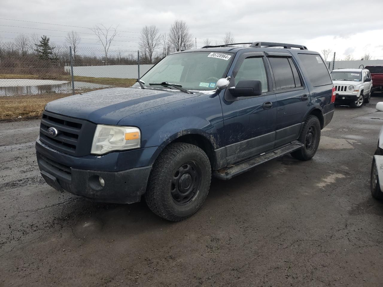 2013 Ford Expedition Xl VIN: 1FMJU1G58DEF45240 Lot: 85728964