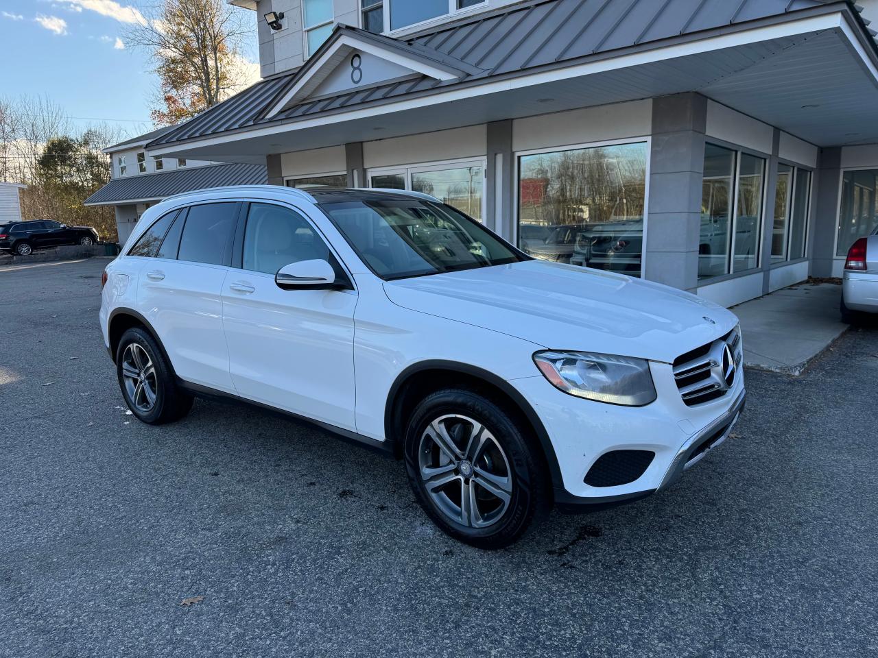 2017 Mercedes-Benz Glc 300 VIN: WDC0G4JB9HF194825 Lot: 85743404