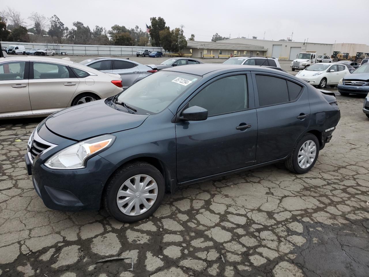 2017 Nissan Versa S VIN: 3N1CN7AP8HL820735 Lot: 85712294