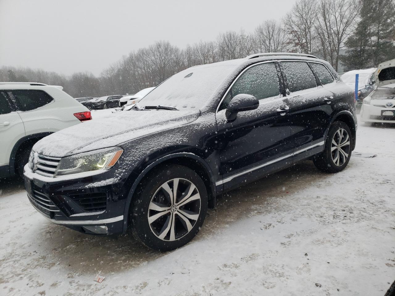 2017 Volkswagen Touareg Wolfsburg VIN: WVGRF7BP0HD006129 Lot: 86178364