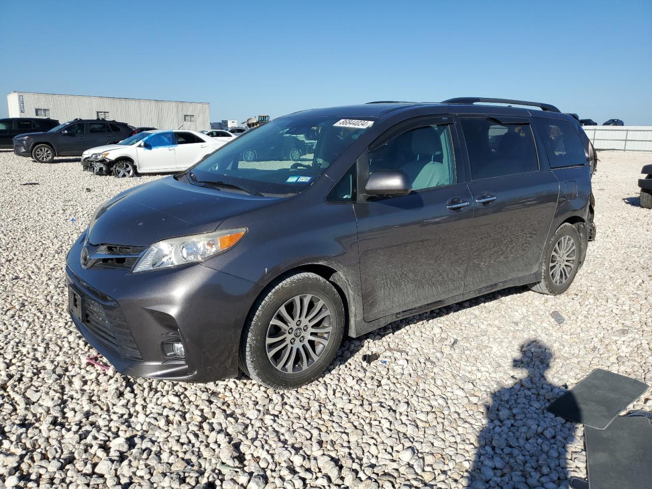 2019 Toyota Sienna Xle VIN: 5TDYZ3DC4KS976717 Lot: 86844034