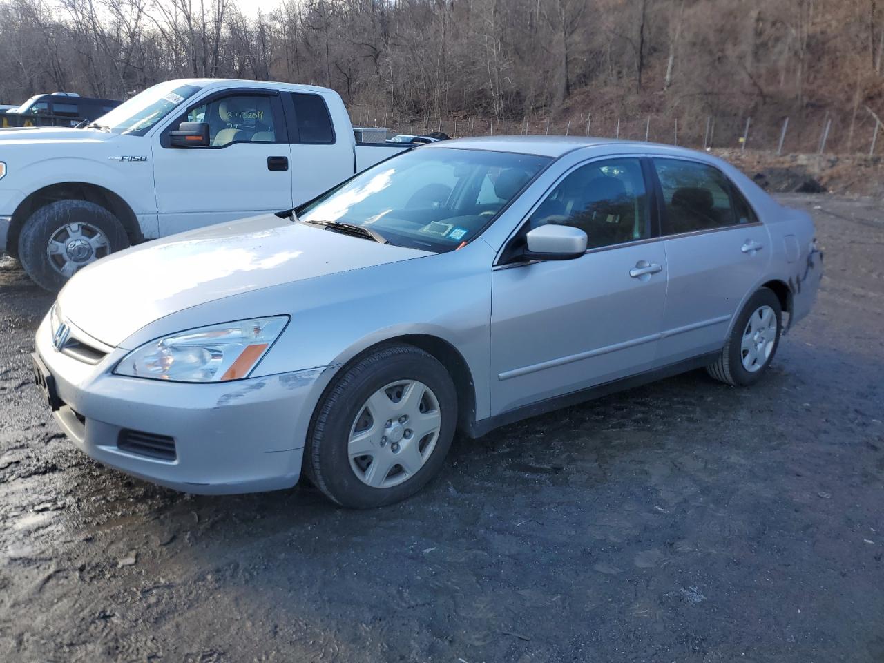 2007 Honda Accord Lx VIN: 1HGCM56457A124344 Lot: 83532574