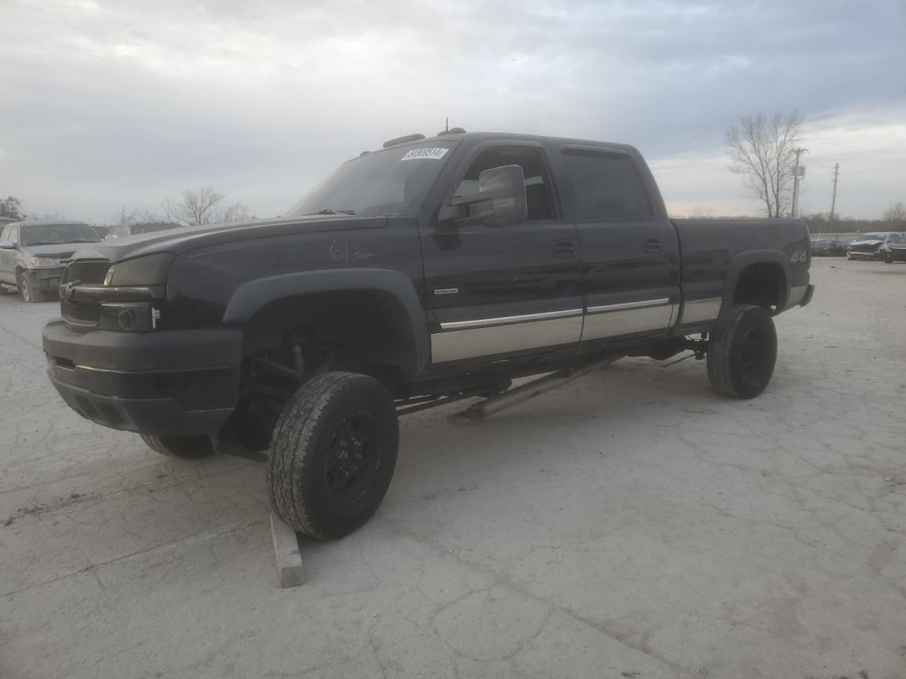 2004 Chevrolet Silverado K2500 Heavy Duty VIN: 1GCHK23114F102990 Lot: 84909514