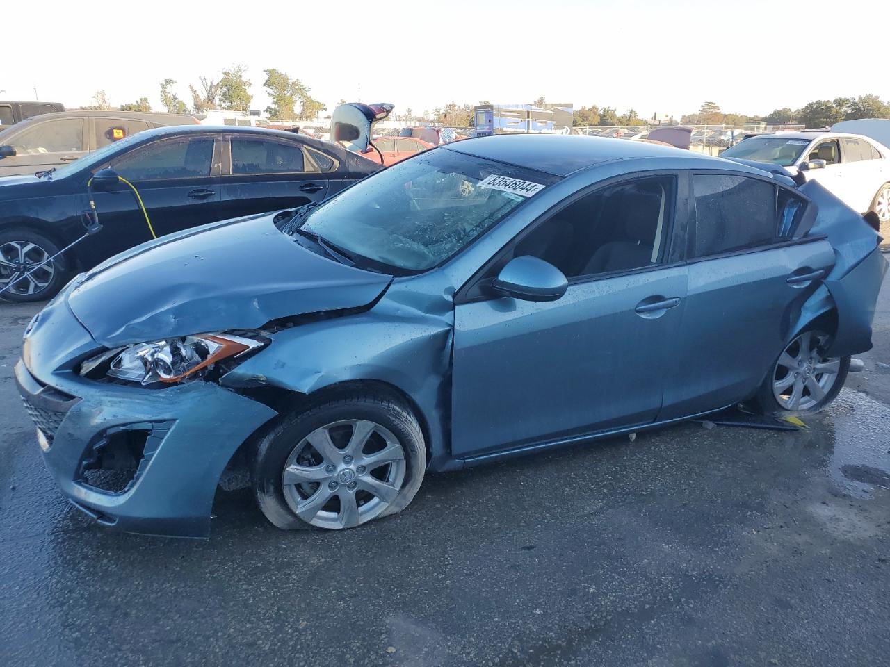 2011 Mazda 3 I VIN: JM1BL1VF0B1418915 Lot: 83546044