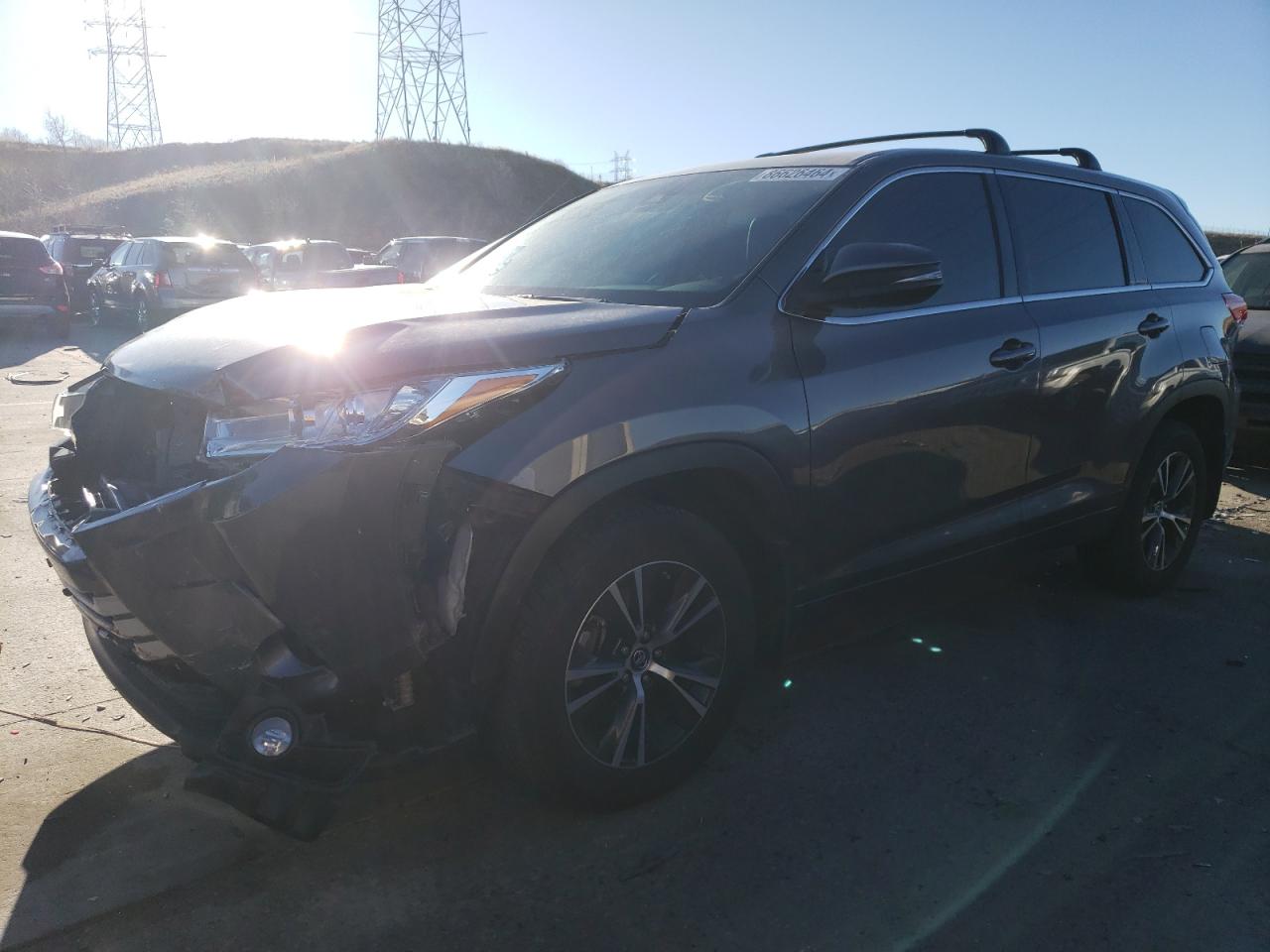 2018 Toyota Highlander Le VIN: 5TDBZRFH2JS818408 Lot: 86626464