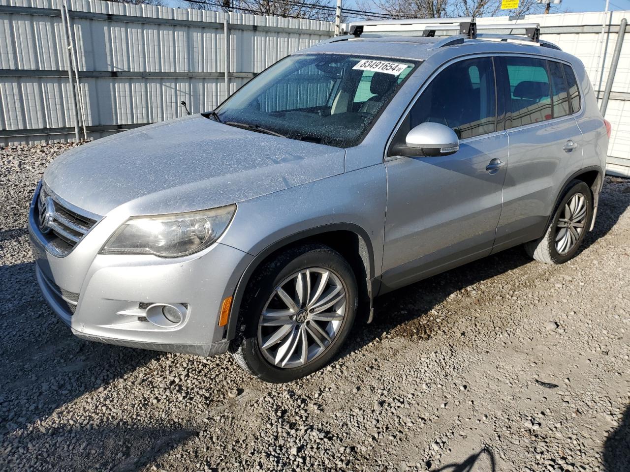 2010 Volkswagen Tiguan Se VIN: WVGBV7AX0AW529263 Lot: 83491654