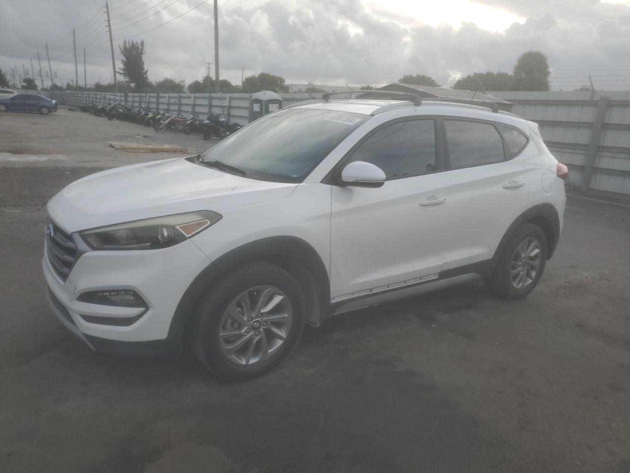 2017 Hyundai Tucson Limited VIN: KM8J33A21HU282890 Lot: 86997304