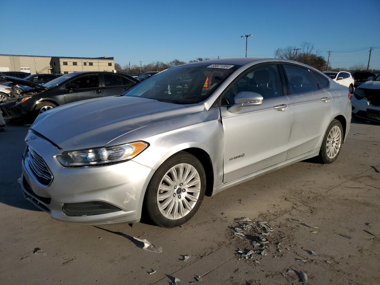 2016 Ford Fusion Se Hybrid VIN: 3FA6P0LU3GR310812 Lot: 85821004