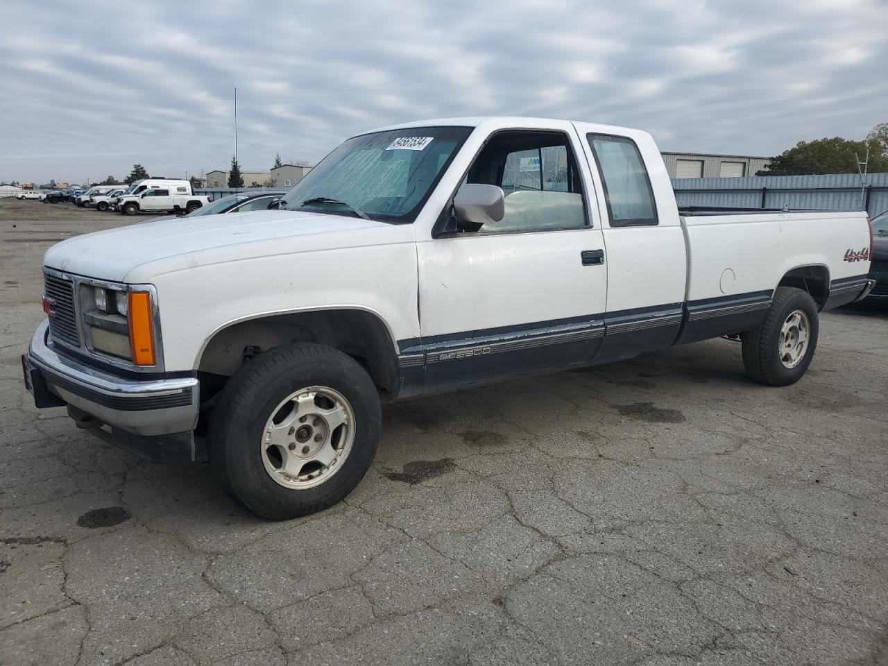 1989 GMC Sierra K2500 VIN: 2GTFK29KXK1542833 Lot: 84561534