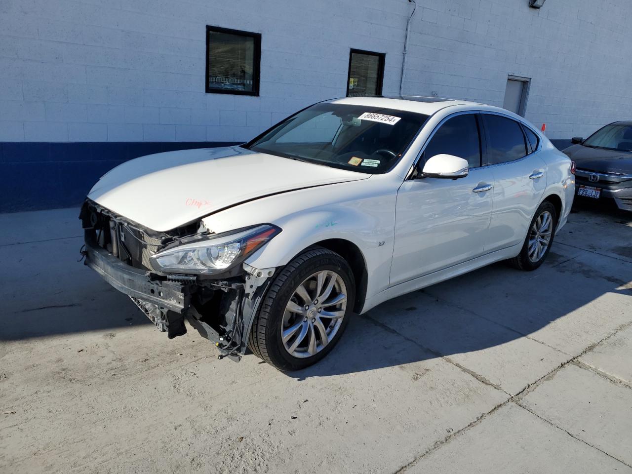 2018 Infiniti Q70 3.7 Luxe VIN: JN1BY1AR2JM220015 Lot: 86657254