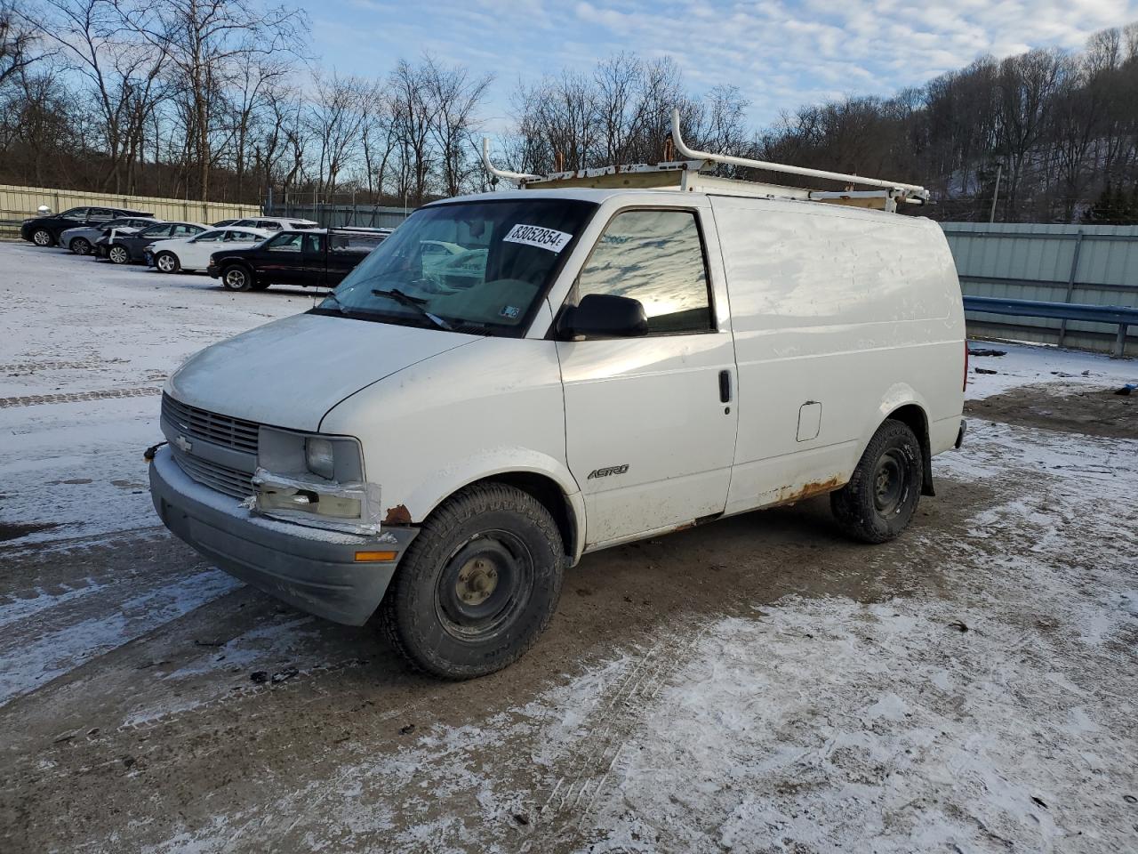 2000 Chevrolet Astro VIN: 1GCDM19W4YB164354 Lot: 83052854