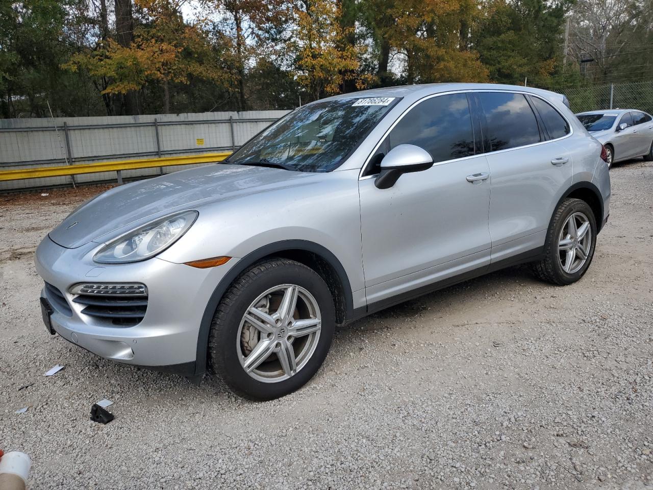 2011 Porsche Cayenne S Hybrid VIN: WP1AE2A28BLA93643 Lot: 81786284