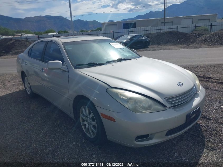 2002 Lexus Es 300 Base (A4) VIN: JTHBF30G825012715 Lot: 37218419