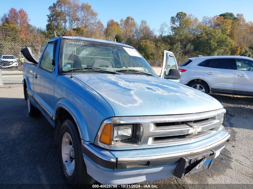 1996 Chevrolet S Truck S10 VIN: 1GCCS14X8TK186495 Lot: 40025788