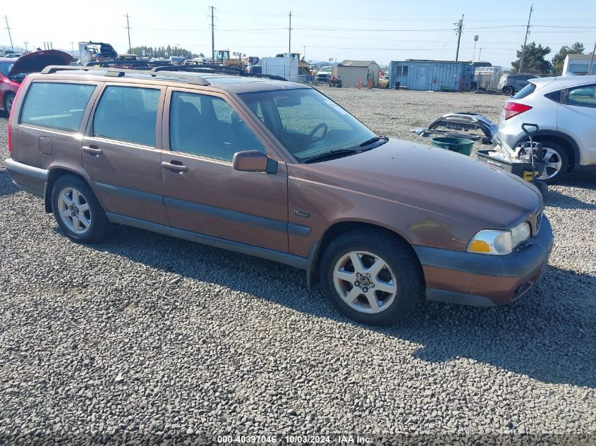 1998 Volvo V70 Awd VIN: YV1LZ5647W2477655 Lot: 40397046