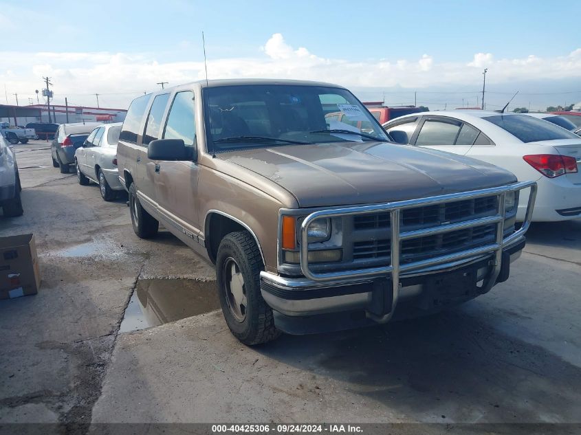 1996 Chevrolet Suburban C1500 VIN: 1GNEC16RXTJ303771 Lot: 40425306