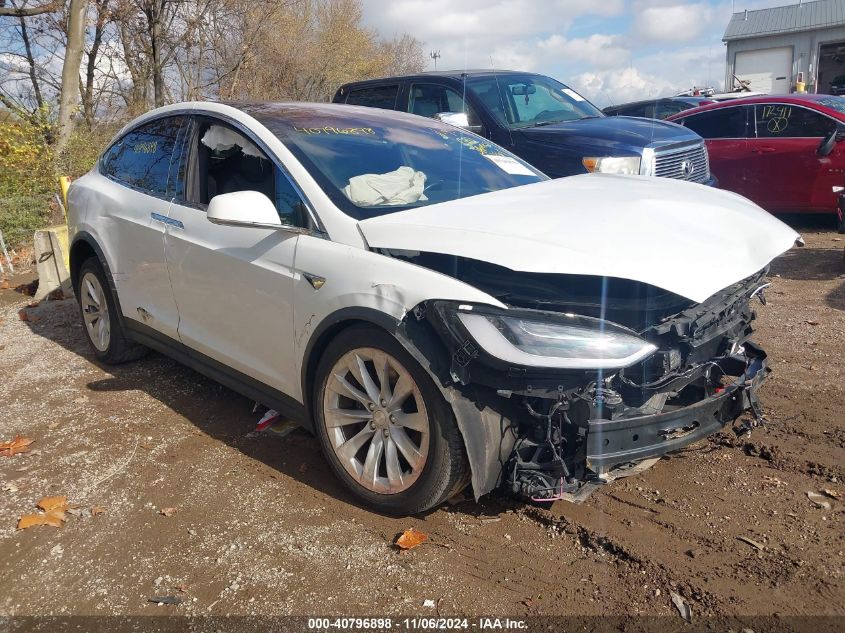 2020 Tesla Model X Long Range Dual Motor All-Wheel Drive/Long Range Plus Dual Motor All-Wheel Drive VIN: 5YJXCAE25LF300161 Lot: 40796898