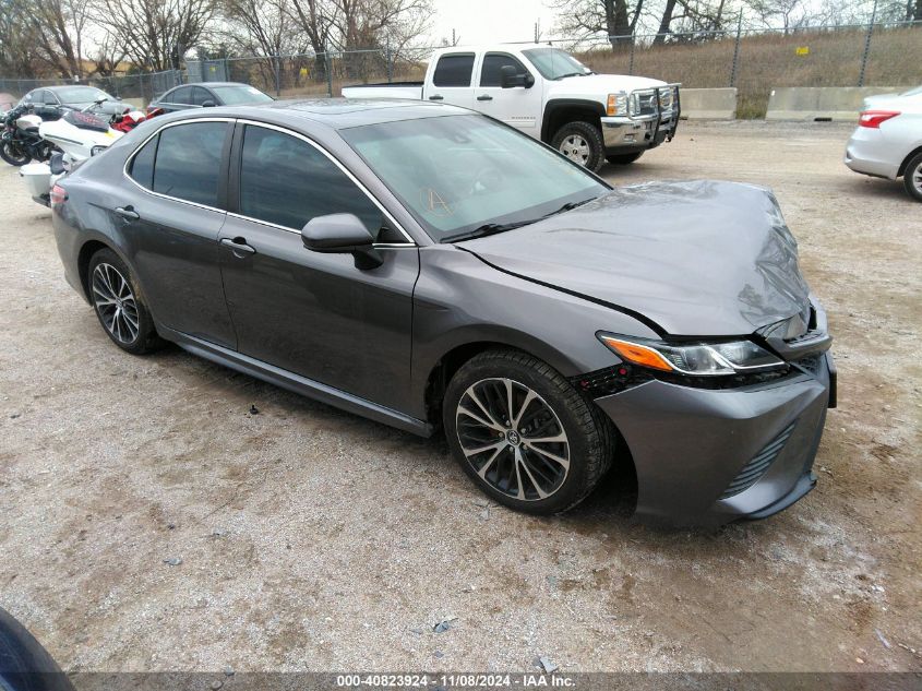 2018 Toyota Camry Se VIN: 4T1B11HK0JU611072 Lot: 40823924