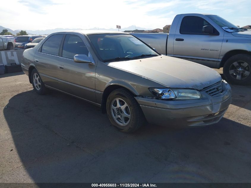 1999 Toyota Camry Xle VIN: JT2BG28K0X0282598 Lot: 40955603