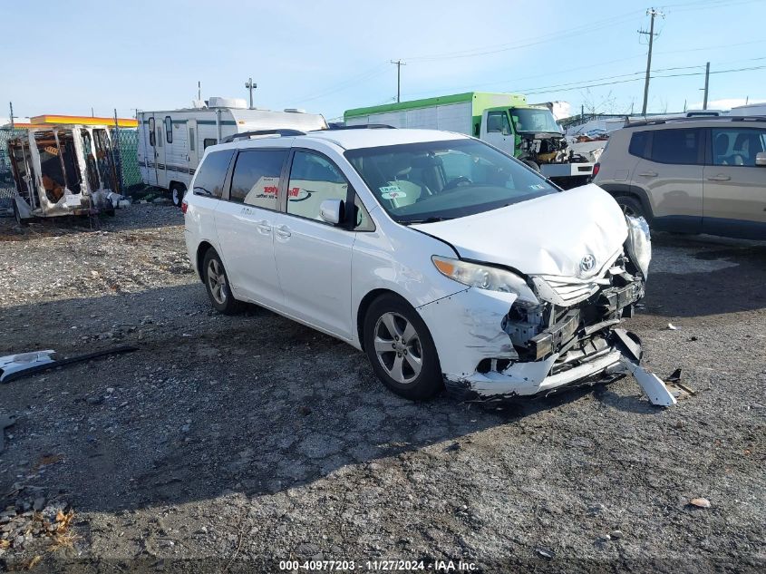 2015 Toyota Sienna Le 8 Passenger VIN: 5TDKK3DC0FS611063 Lot: 40977203